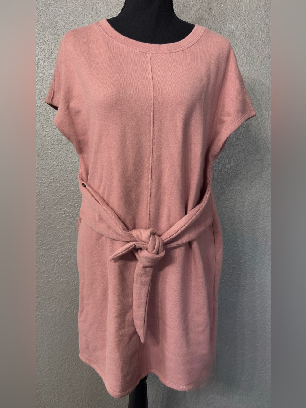 Athleta Women’s Sz MP Petite Pink Mauve Cap Sleeve Zipper Belt Sweater Dress